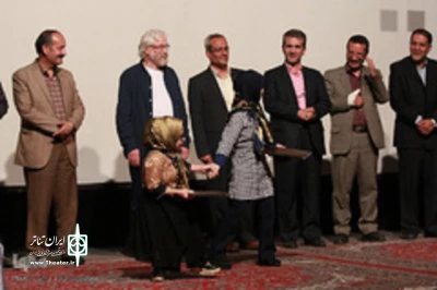 موفقیت هنرمندان معلول قم

هنرمندان معلول قم در جشنواره تئاتر منطقه ای آفتاب اراک درخشیدند