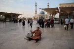 گزارش تصویری نمایش خیابانی «نان و نمک»
