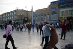 گزارش تصویری نمایش خیابانی «نان و نمک»