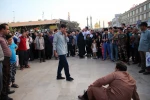گزارش تصویری نمایش خیابانی «نان و نمک»