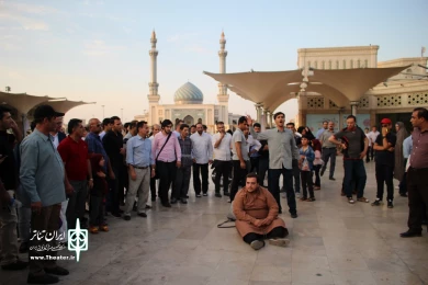 گزارش تصویری نمایش خیابانی «نان و نمک»