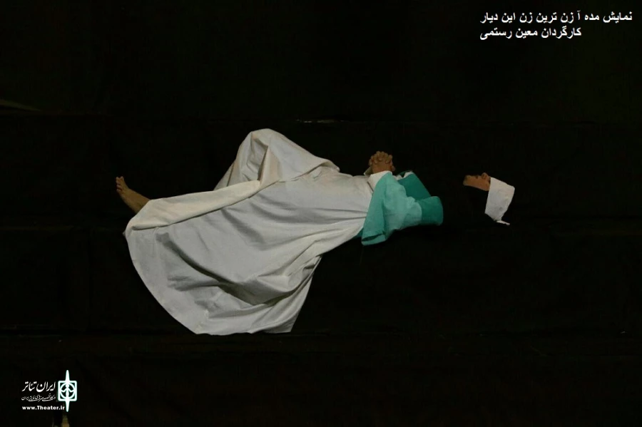 بازبینی نوزدهمین جشنواره تئاتر استانی قم