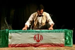 نمایش «کسی که مثل هیچکس نیست»