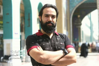 جواد زرنوش:

رسالت هنرمند برانگیختن تفکر در تماشاگر است