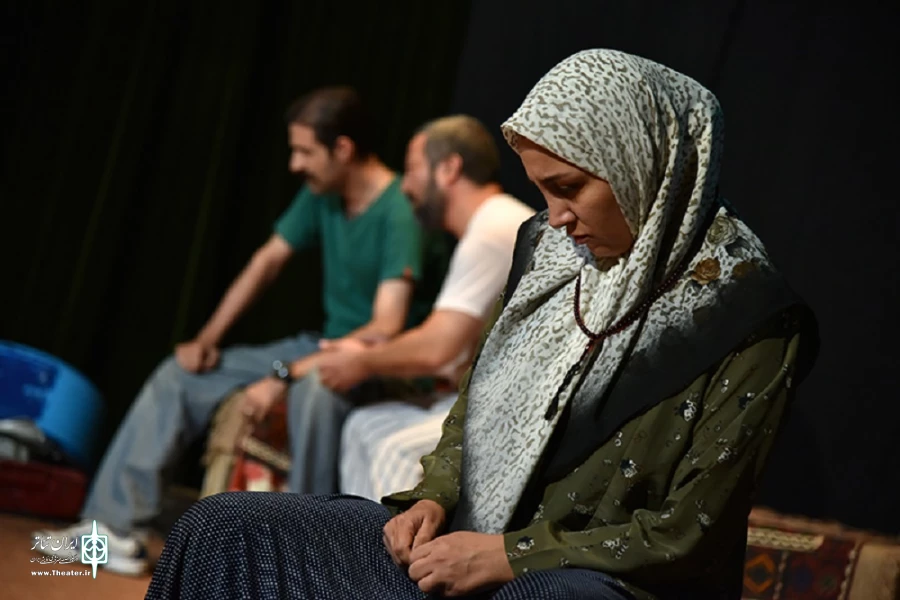 گامی در دوزخ، گامی در بهشت