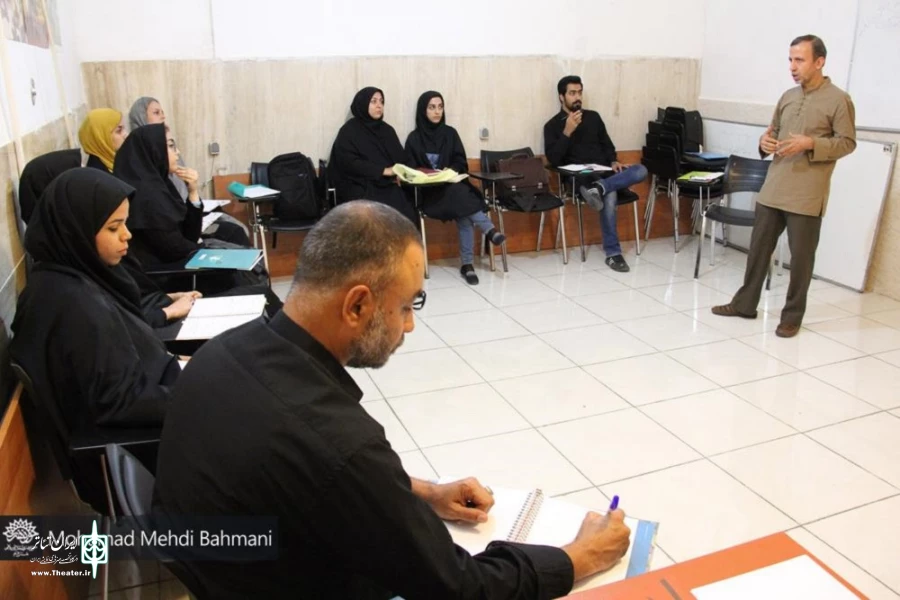 برگزاری کارگاه نمایشنامه نویسی در حوزه هنری قم 2