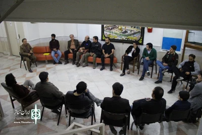 سومین نشست تئاتر خیابانی و محیطی استان قم برگزار شد