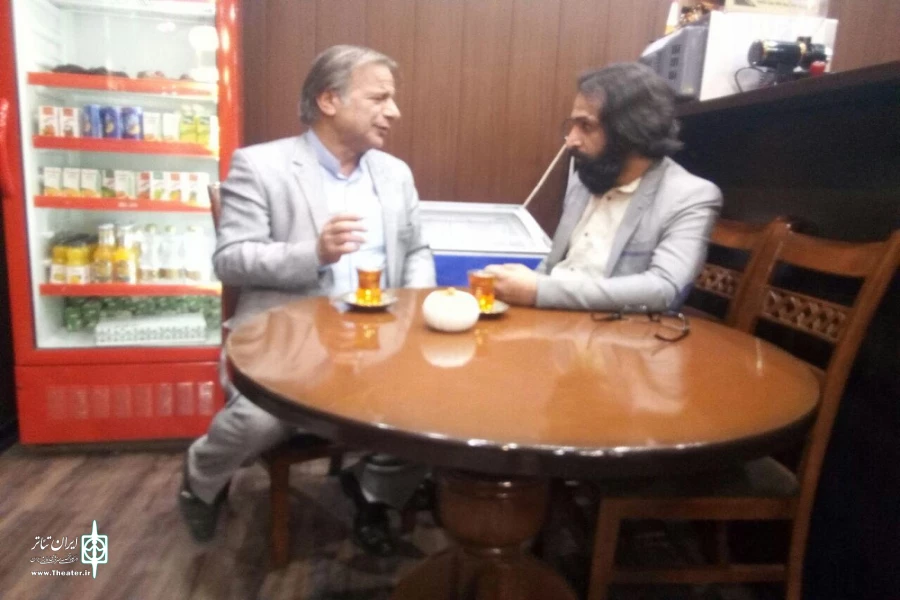 رئیس انجمن هنرهای نمایشی از نمایش «سِرِّ سوت کشدار سر آشپز» دیدن کرد 3