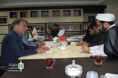 نشست و هم‌اندیشی کمیته های بیستمین جشنواره تئاتر استانی برگزار شد
