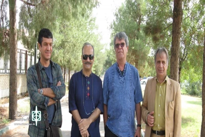 توسط هیات انتخاب آثار دبیرخانه جشنواره فجر

نمایش های منتخب استان قم بازبینی شد