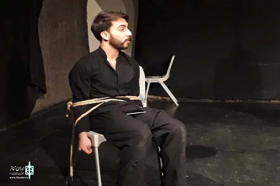 نمایش " پنج متری اول ، بن بست سوم " مورد بازبینی قرار گرفت 2