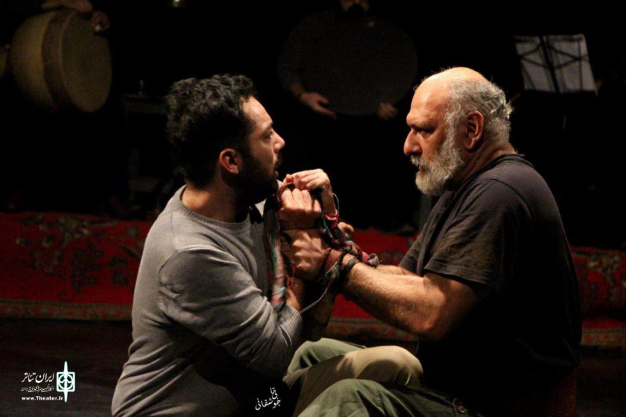 نمایش " داروگیر پهلوان " در قم به روی صحنه رفت 5