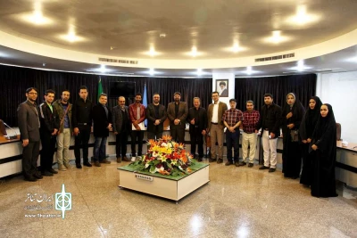 در جلسه ای با حضور مدیرکل فرهنگ و ارشاد اسلامی قم

از دو گروه نمایش  «من»  و « پاهای خانم هزارپا » تقدیرشد