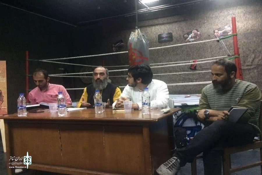 جلسه نقد و بررسی نمایش " پنج متری اول ، بن بست سوم " در قم برگزار شد 2