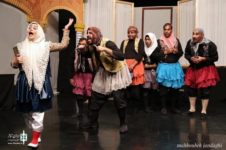 نمایش " خاله ادیسه "