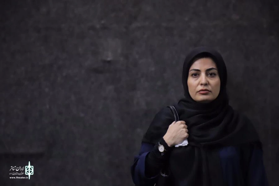 نمایش " از دست او " در خانه نمایش ماه قم به روی صحنه رفت 6