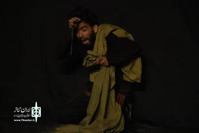 نمایش : وداع با اسلحه /
کارگردان : شاهین سلطانی / عکاس : زهره خانی