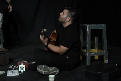 نمایش : طبقه چهارم /
کارگردان : هادی شمس / عکاس : زهره خانی