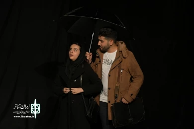 نمایش : اندولانت /
کارگردان : گروهی / عکاس : زهره خانی