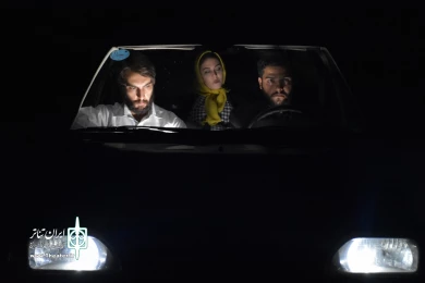 نمایش : راس ساعت پنج /
کارگردان : مهناز رودساز / عکاس : زهره خانی