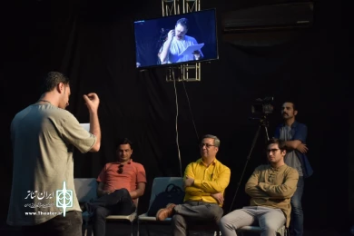 نمایش : حقایق درباره مهدی پسر غلام /
کارگردان : حسن محسنی / عکاس : زهره خانی