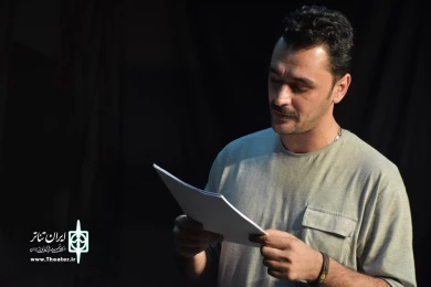 نمایش : حقایق درباره مهدی پسر غلام /
کارگردان : حسن محسنی / عکاس : زهره خانی