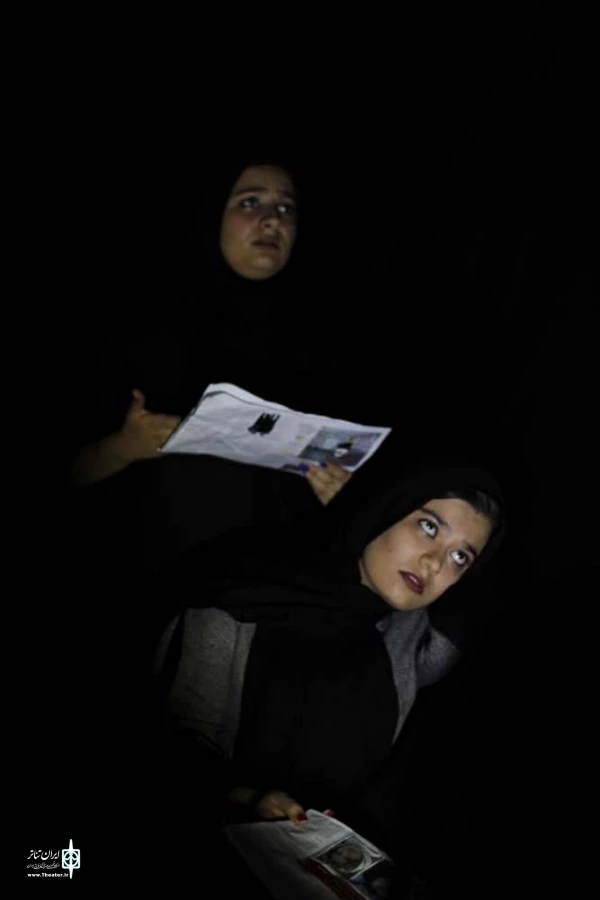 نمایش " اشک خدا " در خانه نمایش ماه قم به روی صحنه رفت 2