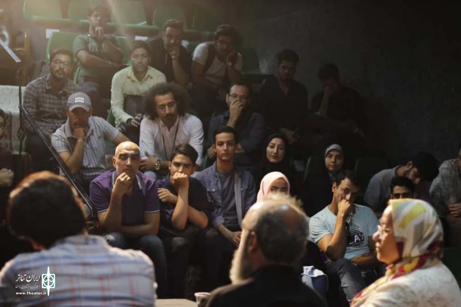 جلسه نقد و بررسی نمایش " اشک خدا " در قم برگزار شد 6