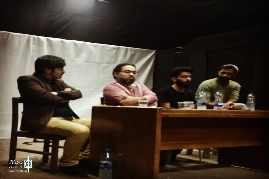 جلسه نقد و بررسی نمایش " وداع با اسلحه " برگزار شد 5