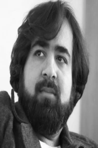 نقدی بر نمایش مهندس واشینگ کلوز

«مهندس واشینگ کلوز» روایتِ زندگیِ بدیست که بدتر می‌شود