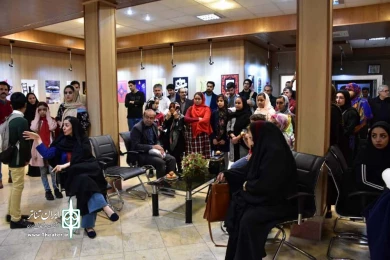 افتتاحیه نمایشگاه گزیده ای از پوسترهای تئاتر ایران/ رونمایی از پوسترهای بیست و یکمین جشنواره استانی تئاتر قم/اهدای گواهینامه های هنرجویان انجمن هنرهای نمایشی استان قم / 11 آبان 98