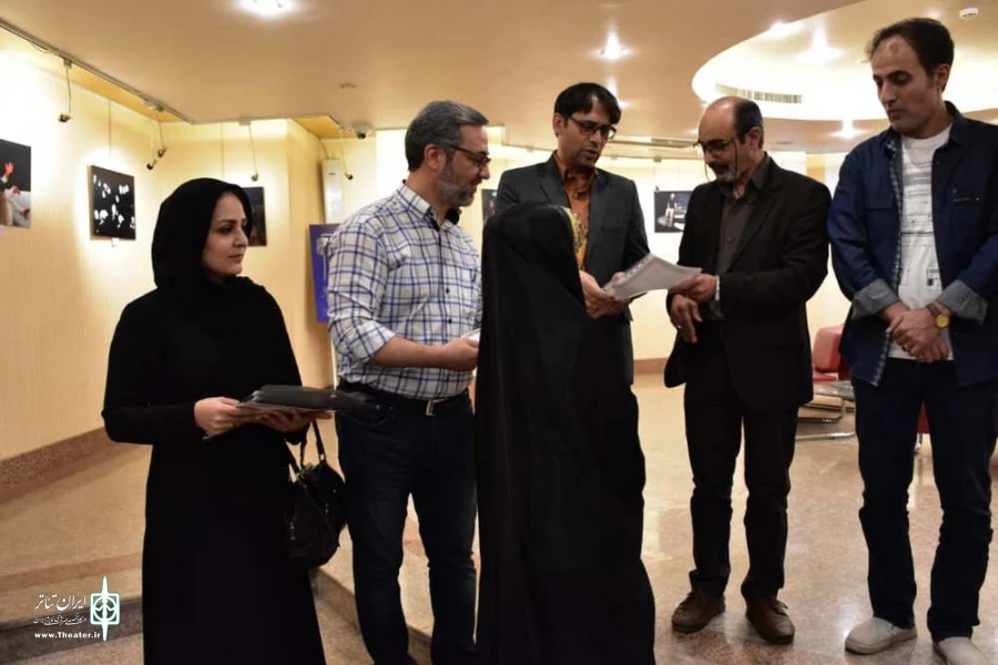 آئین گشایش نمایشگاه نخستین مسابقه عکس تئاتر استان قم / 16 آبام 98/نگارخانه شهید آوینی
