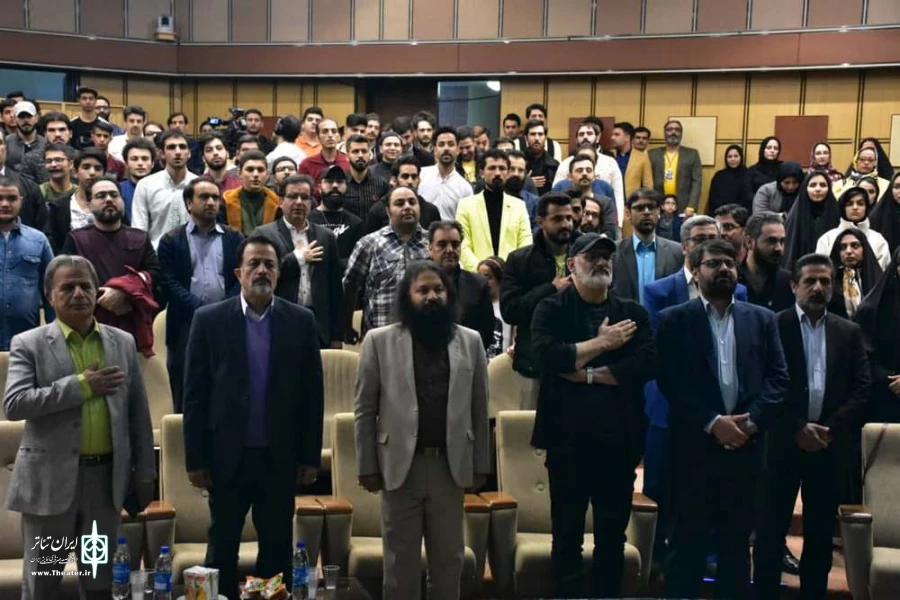 برگزیدگان بیست و یکمین جشنواره استانی تئاتر قم معرفی شدند. 4