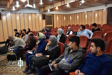ورکشاپهای تخصصی بیست و یکمین جشنواره استانی تئاتر قم /آبان 98/باحضور دکتر علی عباسی .دکترفرهادمهندس پور.محمدامیر یاراحمدی . کوروش نریمانی و حسین پارسایی