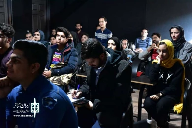 ورکشاپهای تخصصی بیست و یکمین جشنواره استانی تئاتر قم /آبان 98/باحضور دکتر علی عباسی .سعید رضوانی .دکترفرهادمهندس پور.محمدامیر یاراحمدی . کوروش نریمانی و حسین پارسایی