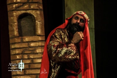 نمایش " خواهر عشق " / کارگردان : سیدمحمدجواد طاهری / اجرای عمومی / آذر 98 / تالار مرکزی قم
