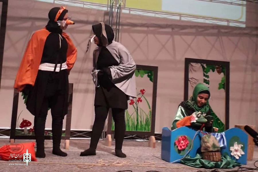 ۱۱ گروه نمایش عروسکی در سالن همایش‌های مجتمع کانون  پرورش فکری کودکان و نوجوانان قم روی صحنه رفتند. 4