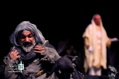 در گرامی داشت مقام حضرت فاطمه زهرا (س)

«بند در بند» توسط گروه تئاتر امروز در تالار مرکزی قم به اجرا درآمد