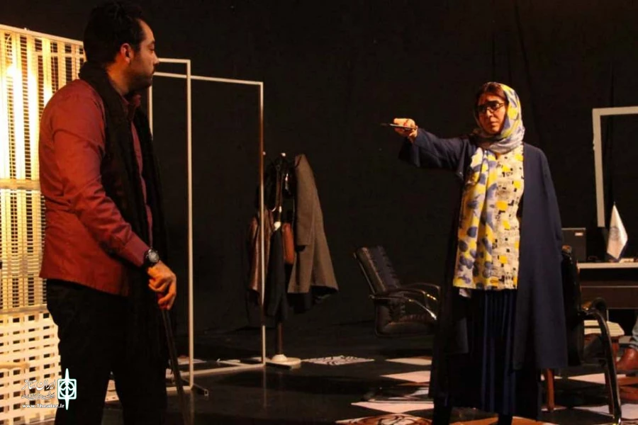 نمایش مشارکتی " دوئت " در قم اجرا شد. 2