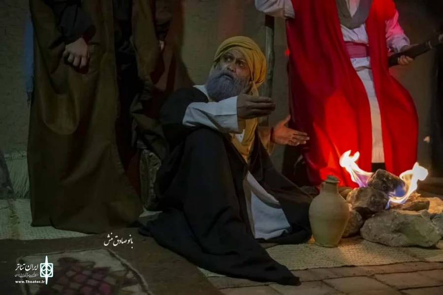 نمایش مذهبی " کوچه های مادری " در شهرک پردیسان قم به اجرا درآمد. 2