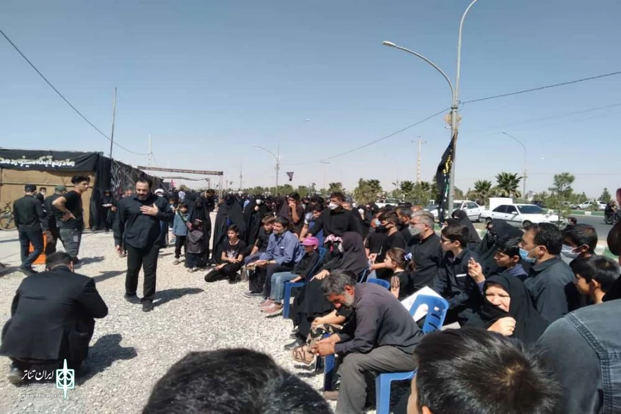 نمایش خیابانی امضاء به کارگردانی سید حسن محیط زاده در قم به اجرا در آمد. 4