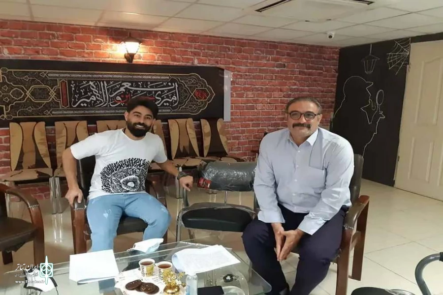 آموزش و نقد لازمه ی پیشرفت است 8