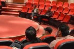 انجمن هنرهای نمایشی استان قم از هنرمندان تئاتر خیابانی تقدیرکرد. 4