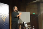 ورکشاپ کارگردانی حمید پورآذری در حاشیه برگزاری بیست و دومین جشنواره استانی تئاتر قم / 5 آذر 1400 / تالار فرهنگ و هنر شهر قم