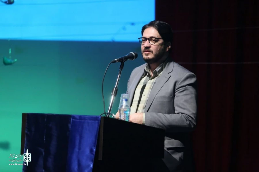 نخستین تندیس جشنواره به زنده یاد سعید تشکری اهدا شد 4