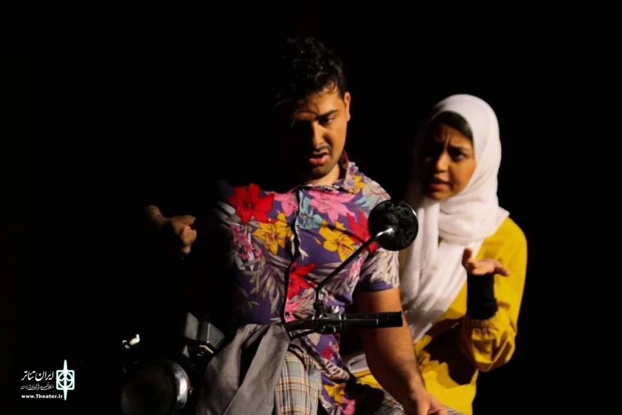 نمایش «چرخه» به روی صحنه رفت 5