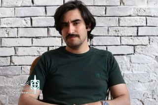 کارگردان حاضر در جشنواره تئاتر فجر منطقه‌ 4 شیراز مطرح کرد

مرتضی مرتضوی‌راد: تبلیغات شهری برای تئاتر، گره‌گشاست