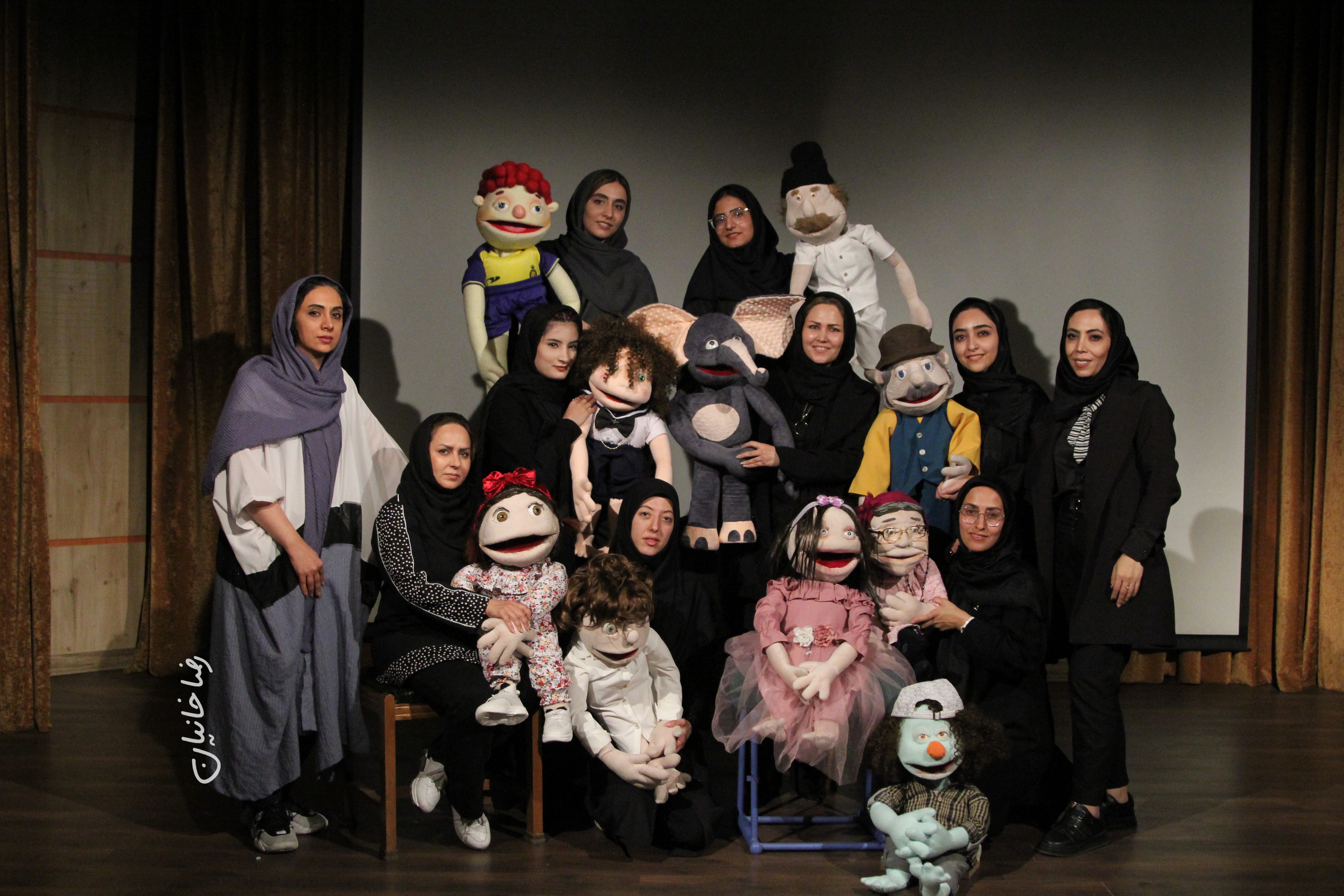 با حضور اساتید و هنرجویان علاقمند به نمایش عروسکی

مراسم پایان دوره «ساخت عروسک‌های نمایشی» برگزار شد